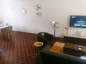 Flat/Apartment to Rent in Avondale