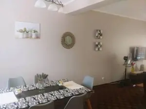 Flat/Apartment to Rent in Avondale