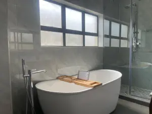 Townhouse/Cluster to Rent in Emerald Hill