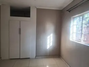 2 Bedroom Cottage/Garden Flat to Rent in Strathaven