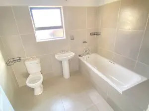 Flat/Apartment to Rent in Bluff Hill