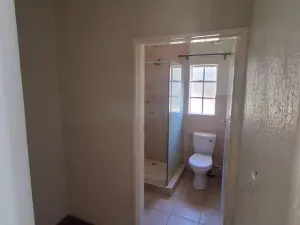 Townhouse/Cluster to Rent in Newlands