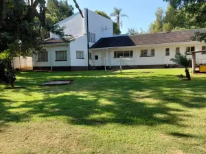 6 Bedroom House to Rent in The Grange