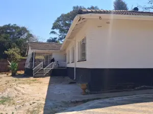 4 Bedroom House to Rent in Chisipite