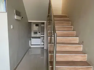 Townhouse/Cluster to Rent in Greencroft