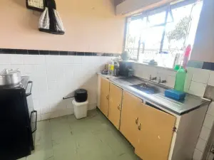 3 Bedroom House to Rent in Houghton Park