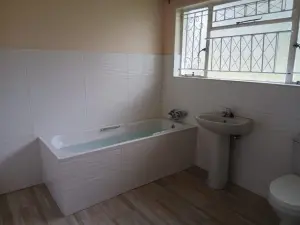 3 Bedroom House to Rent in Mandara