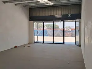 Retail/Shop to Rent in Msasa