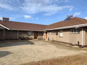 4 Bedroom House to Rent in Goodhope