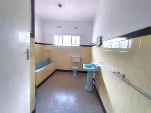 Office to Rent in Highlands