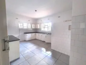 Office to Rent in Highlands