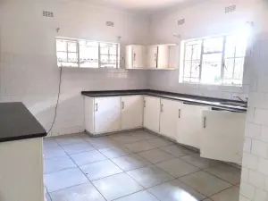 Office to Rent in Highlands