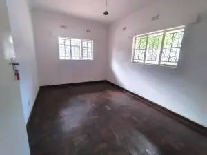 Office to Rent in Highlands