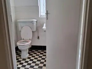 Flat/Apartment to Rent in Avondale