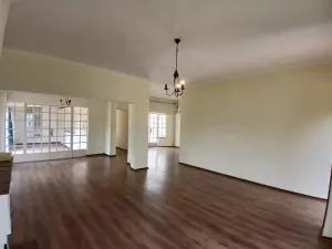 Townhouse/Cluster to Rent in Avondale