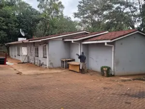 3 Bedroom House to Rent in Greystone Park