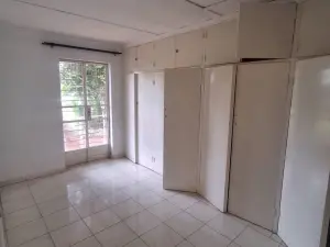 3 Bedroom House to Rent in Greystone Park