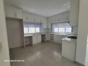 Townhouse/Cluster to Rent in Mandara