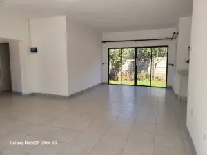 Townhouse/Cluster to Rent in Mandara