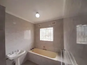 3 Bedroom House to Rent in Westgate