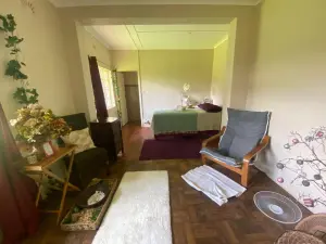 House to Rent in Alexandra Park