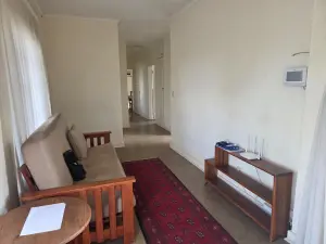 3 Bedroom House to Rent in Mount Pleasant