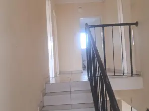 Flat/Apartment to Rent in Mount Pleasant