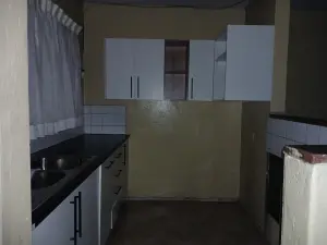 Flat/Apartment to Rent in Avenues