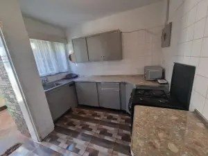 Flat/Apartment to Rent in Avondale