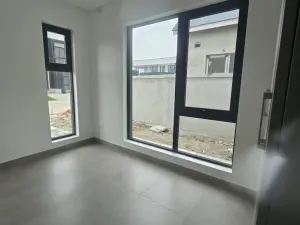 4 Bedroom House to Rent in Borrowdale West