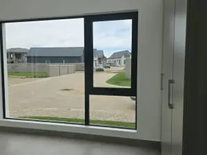 4 Bedroom House to Rent in Borrowdale West