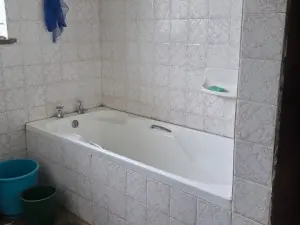 3 Bedroom House to Rent in Hatfield