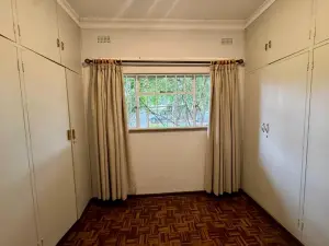 4 Bedroom House to Rent in Alexandra Park