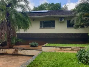 4 Bedroom House to Rent in Greystone Park