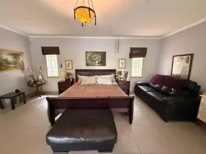 Office to Rent in Avondale