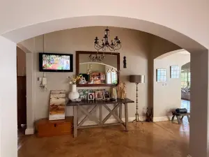 Office to Rent in Avondale