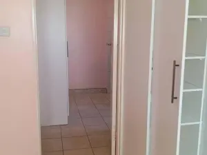 4 Bedroom House to Rent in Manresa