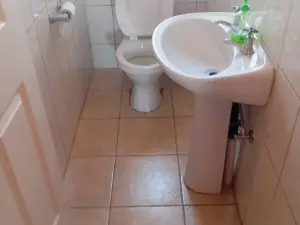 4 Bedroom House to Rent in Manresa