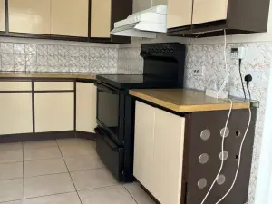 Flat/Apartment to Rent in Avondale
