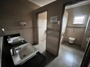 Warehouse/Industrial to Rent in Waterfalls