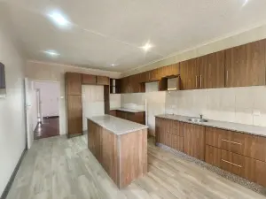 4 Bedroom House to Rent in Mount Pleasant