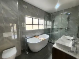 Townhouse/Cluster to Rent in Mount Pleasant