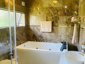 5 Bedroom House to Rent in Mount Pleasant