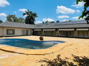 5 Bedroom House to Rent in Mount Pleasant