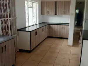 4 Bedroom House to Rent in Mandara