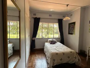 4 Bedroom House to Rent in Emerald Hill