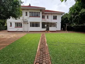 8 Bedroom House to Rent in Belvedere