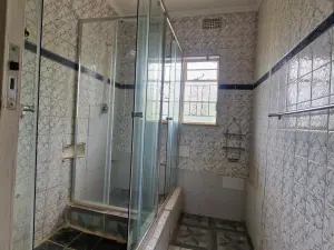 8 Bedroom House to Rent in Belvedere