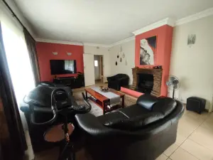 3 Bedroom House to Rent in Milton Park