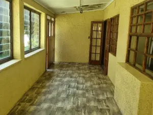 Office to Rent in Amby